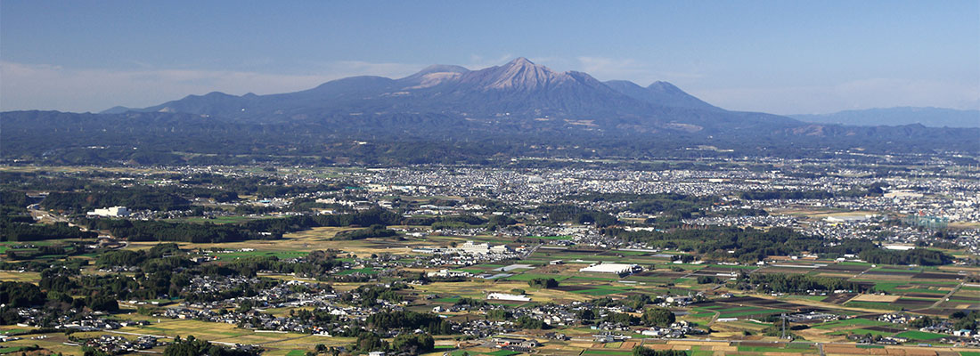 霧島山と都城盆地
